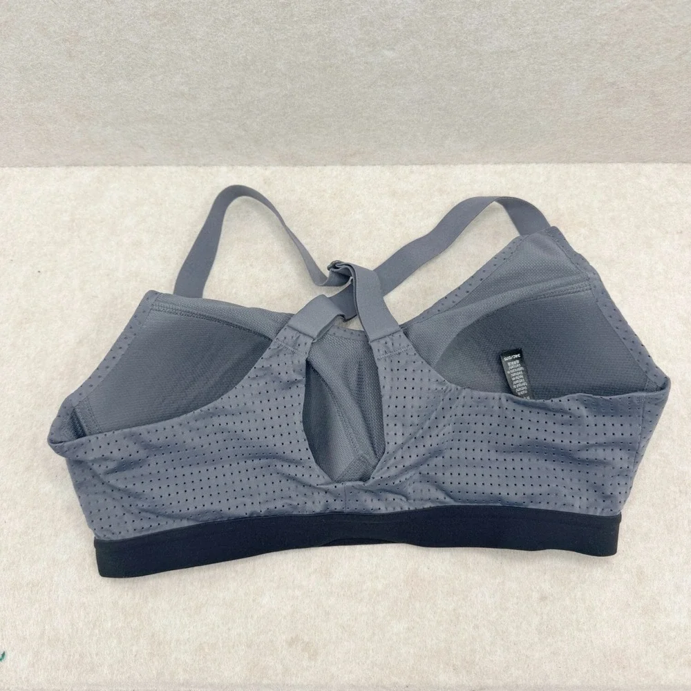 Victoria Sport VSX Lightweight Sports Bra Grey Perforated Racerback 34C Gym Yoga